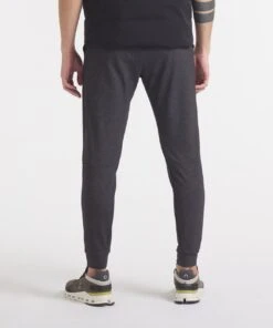 Gamechanger Jogger | Men's Heather Charcoal -Gentlemans Wardrobe Store public rec joggers gameday joggers men s heather charcoal 32091108376610
