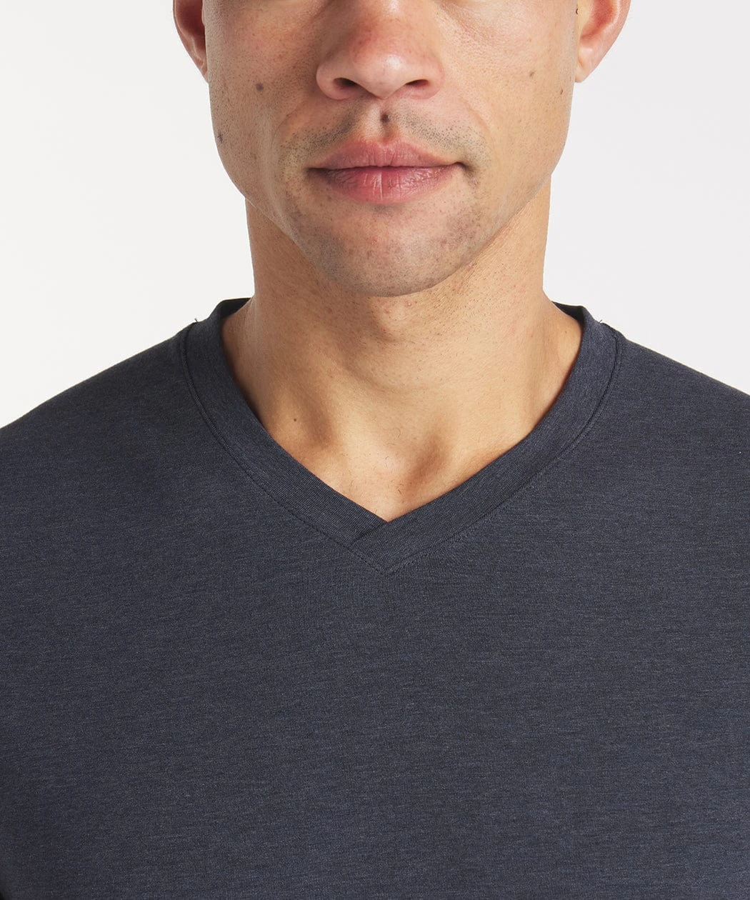 Go-To V | Men's Heather Navy 2 Go-To V | Men's Heather Navy - Image 2