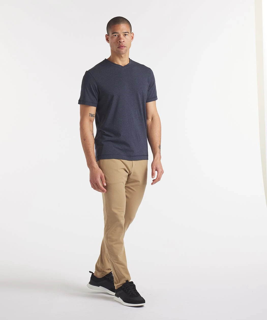 Go-To V | Men's Heather Navy 4 Go-To V | Men's Heather Navy - Image 4